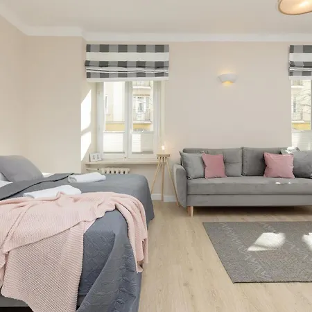 Filtrowa Luxurious Stara Ochota By Renters Daire Varşova