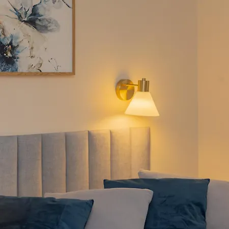 Filtrowa Luxurious Stara Ochota By Renters شقة